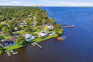 4473 E Riverside Dr, Fort Myers, FL 33905 - Photo 1