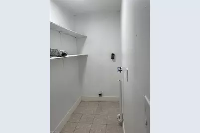 5413-5427 3rd Ave #5423, Fort Myers, FL 33907 - Photo 1