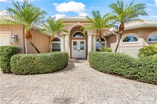 9419 Treasure Lake Ct, Saint James City, FL 33956 - Photo 1