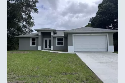 915 Marconi Loop, Labelle, FL 33935 - Photo 1