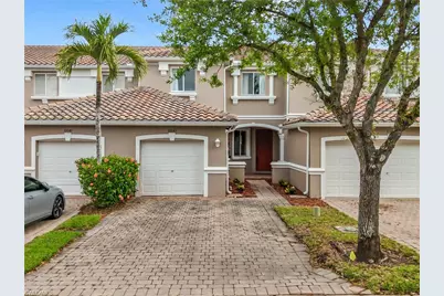10043 Salina St, Fort Myers, FL 33905 - Photo 1