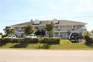 912 SW 39th Terrace, Cape Coral, FL 33914 - Photo 1