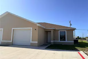 828 Gleason Pkwy, Cape Coral, FL 33914 - Photo 1