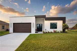 2102 NW 25th Pl, Cape Coral, FL 33993 - Photo 1