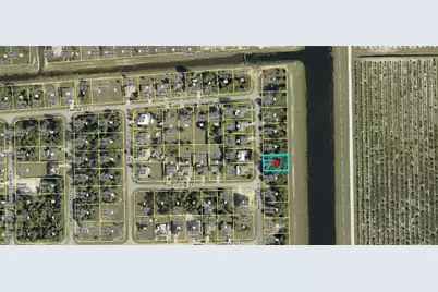 911 Naples Ave S, Lehigh Acres, FL 33974 - Photo 1