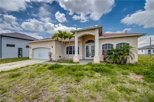 1810 NE 27th St, Cape Coral, FL 33909 - Photo 1