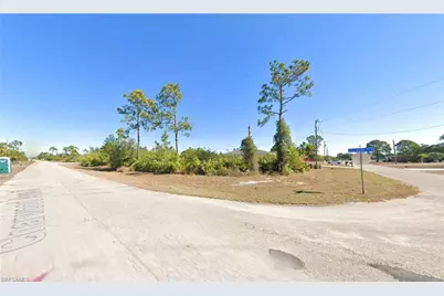 635 Chambers St E, Lehigh Acres, FL 33974 - Photo 1