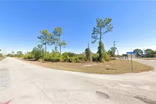 635 Chambers St E, Lehigh Acres, FL 33974 - Photo 1