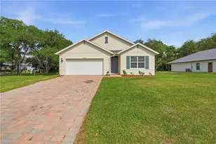 1236 March Ln, Labelle, FL 33935 - Photo 1