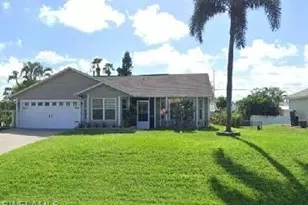 7402 Carrier Rd, Fort Myers, FL 33967 - Photo 1