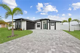 837 NE 6th Pl, Cape Coral, FL 33909 - Photo 1