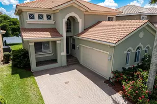 17007 Tremont St, Fort Myers, FL 33908 - Photo 1