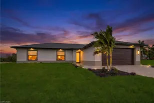 924 NE 20th St, Cape Coral, FL 33909 - Photo 1
