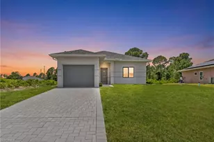 752 Breamer Ave S, Lehigh Acres, FL 33974 - Photo 1