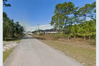 925 Bolivia Dr, Lehigh Acres, FL 33974 - Photo 1