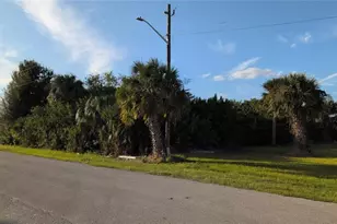 3800 Hyde Park Dr, Fort Myers, FL 33905 - Photo 1