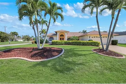 2725 SW 46th Ter, Cape Coral, FL 33914 - Photo 1