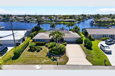 3810 SE 1st Pl, Cape Coral, FL 33904 - Photo 1