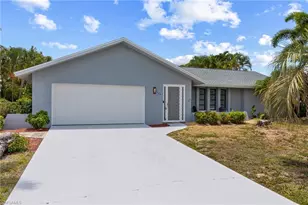924 SE 21st Ln, Cape Coral, FL 33990 - Photo 1