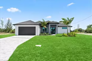 10 NE 9th St, Cape Coral, FL 33909 - Photo 1