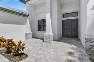 635 NE 7th Terrace, Cape Coral, FL 33909 - Photo 23