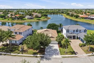 1121 Amber Lake Ct, Cape Coral, FL 33909 - Photo 1
