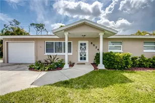 8524 Dartmouth St, Fort Myers, FL 33907 - Photo 1