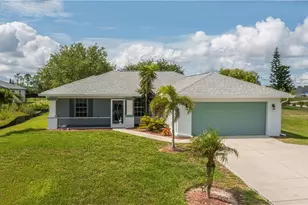 1922 Jacaranda Pkwy W, Cape Coral, FL 33993 - Photo 1