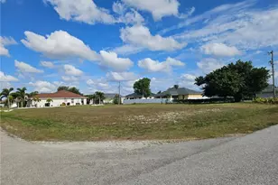 228 NW 14th St, Cape Coral, FL 33993 - Photo 1
