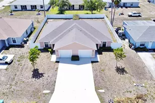 1022 NE 8th Pl, Cape Coral, FL 33909 - Photo 1