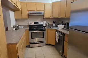9950 Sailview Ct, Fort Myers, FL 33905 - Photo 7