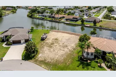 506 NE 21st Pl, Cape Coral, FL 33909 - Photo 1
