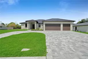 3532 Country Club Blvd, Cape Coral, FL 33904 - Photo 1