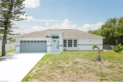 902 Adeline Ave, Lehigh Acres, FL 33971 - Photo 1