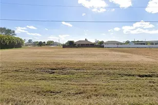 2728 NW 11th St, Cape Coral, FL 33993 - Photo 1
