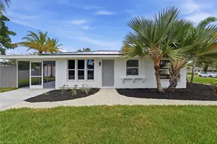 11901 McGregor Blvd, Fort Myers, FL 33919 - Photo 1