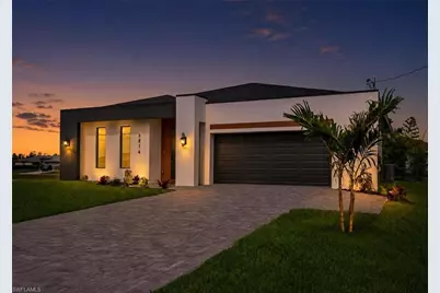 3814 W Gator Cir, Cape Coral, FL 33909 - Photo 1