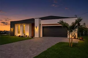 3814 W Gator Cir, Cape Coral, FL 33909 - Photo 1