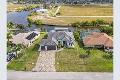 901 NW 33rd Pl, Cape Coral, FL 33993 - Photo 1
