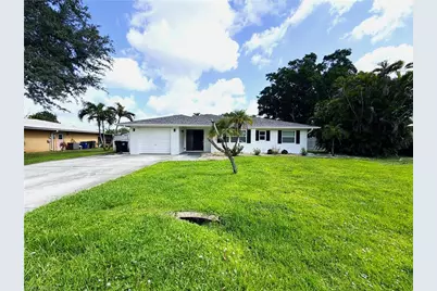 1637 S Mayfair Rd, Fort Myers, FL 33919 - Photo 1