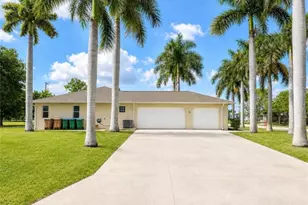 305 SE 16th Pl, Cape Coral, FL 33990 - Photo 1