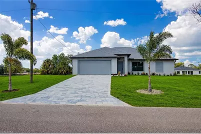 3594 NE 9th Pl, Cape Coral, FL 33909 - Photo 1