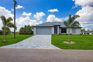 3594 NE 9th Pl, Cape Coral, FL 33909 - Photo 1