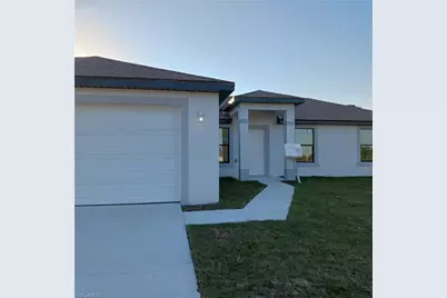 934 Marilyn Ave S, Lehigh Acres, FL 33974 - Photo 1