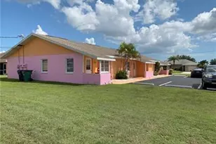 303 SW 3rd Pl, Cape Coral, FL 33991 - Photo 1