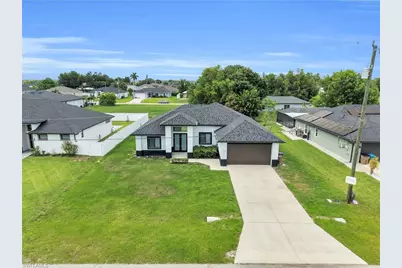 627 NW 2nd Ter, Cape Coral, FL 33993 - Photo 1