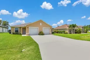 702 SE 6th Terrace, Cape Coral, FL 33990 - Photo 1
