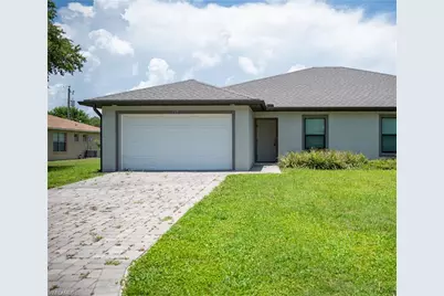 517 NE 24th Pl, Cape Coral, FL 33909 - Photo 1