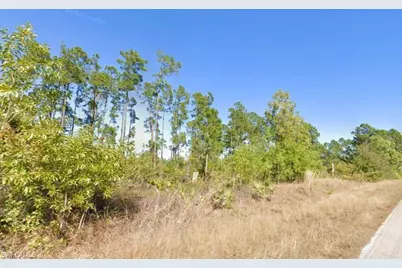 845 Bumby St E, Lehigh Acres, FL 33974 - Photo 1