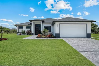 313 NE 5th Ter, Cape Coral, FL 33909 - Photo 1